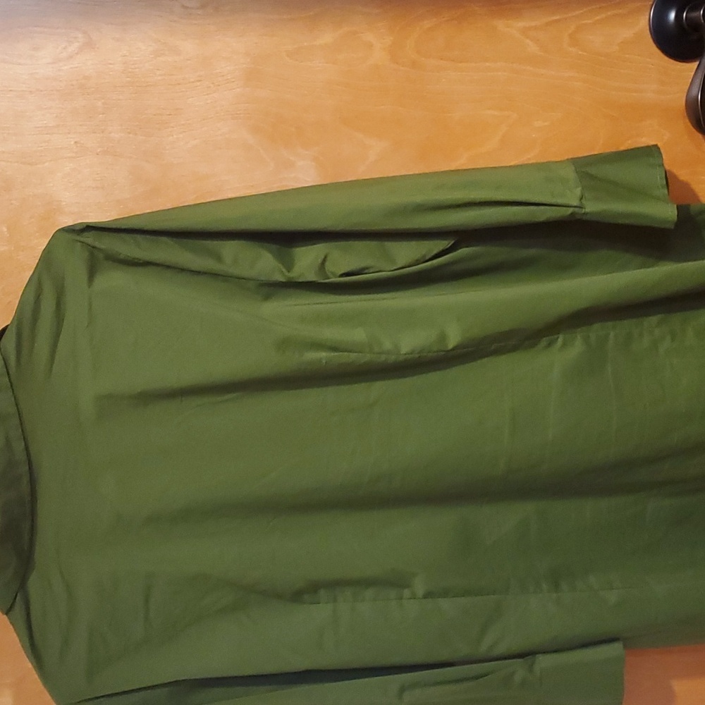 Worthington Green Button Front Fitted Blouse - Picture 2 of 3